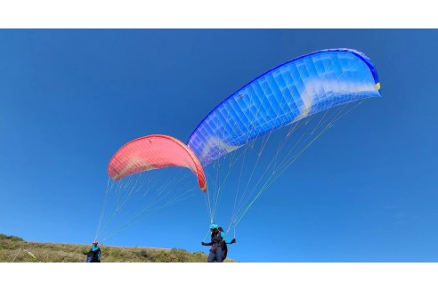 Hula, an ultralight paraglider for hike and fly from Davinci.