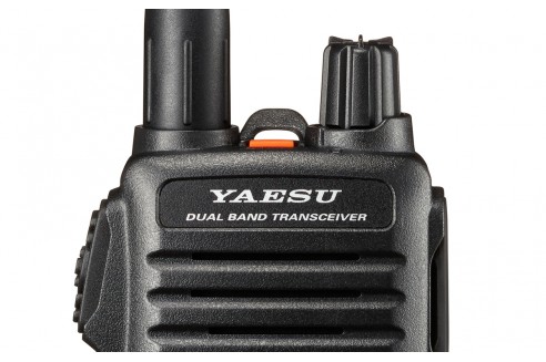 Emisora Yaesu FT-4XE