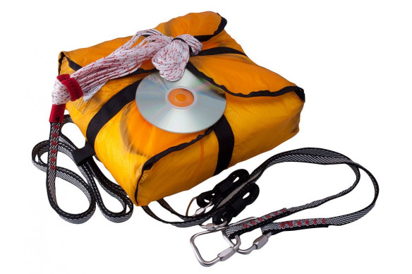 Folding two-seater parachute type "Rogallo"